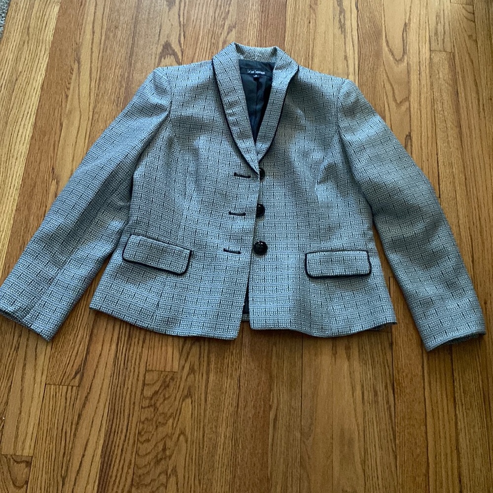 Back and white dress jacket